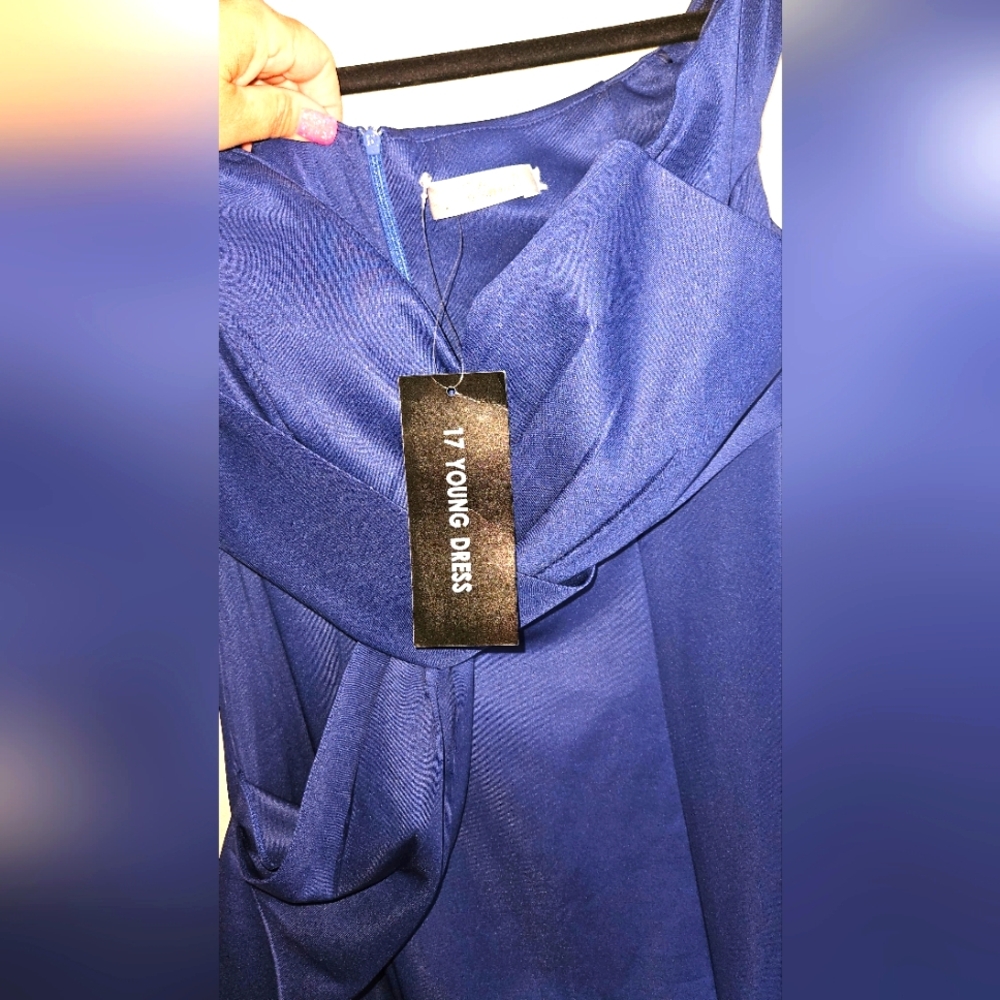 NWT Elegant Blue Evening Gown - Picture 3 of 9